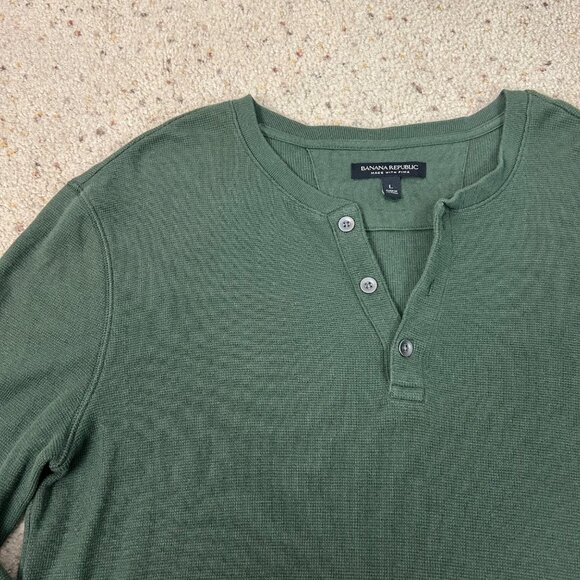 Banana Republic Green Waffle Henley Long Sleeve T-Shirt Size Large Men's - Picture 2 of 4